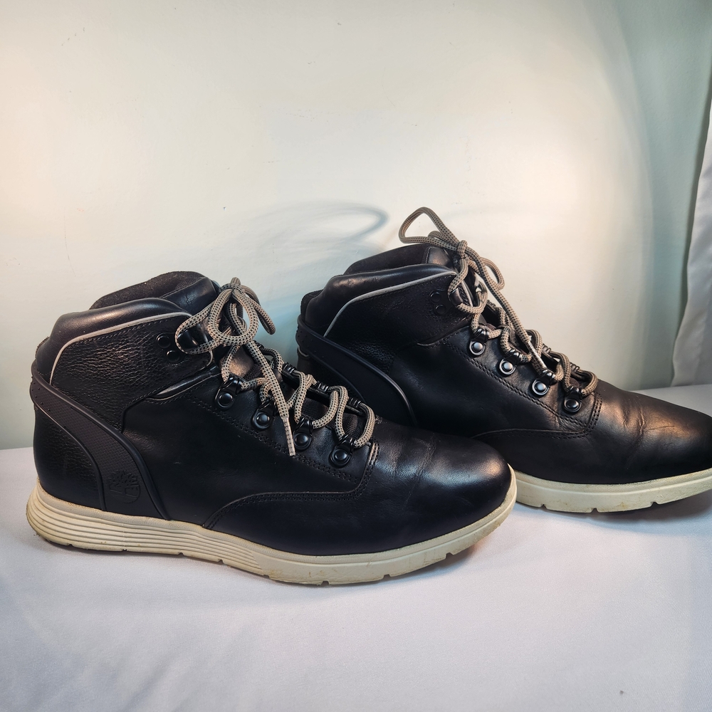 Timberland Men's Black and Cream Leather Boots - Picture 2 of 7